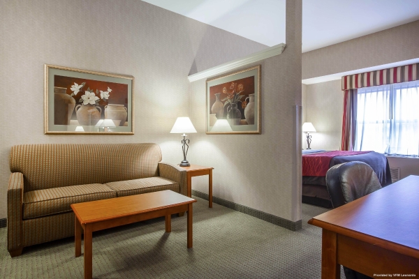 Comfort Inn & Suites adj to Akwesasne Mohawk Casino